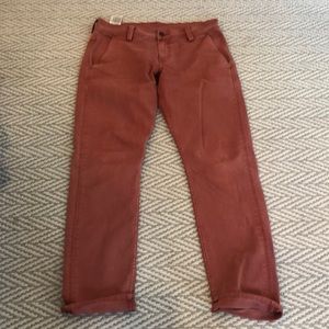 Men’s Levi’s 511 rust colored